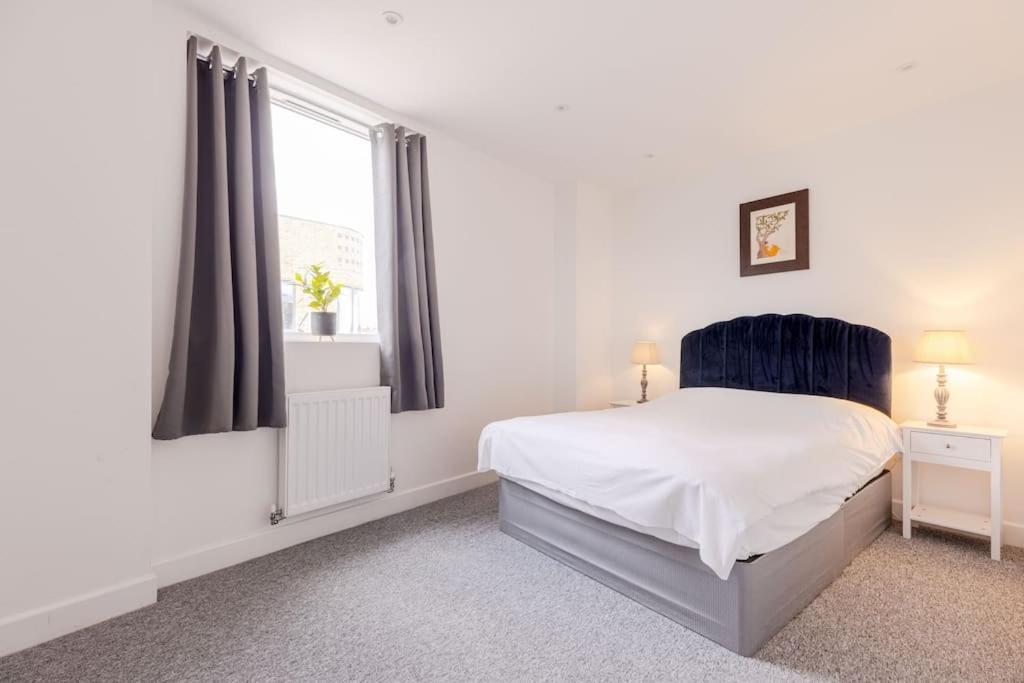 Vertigo Boutique Sleeps 4 London 킹스턴어폰템스 외부 사진