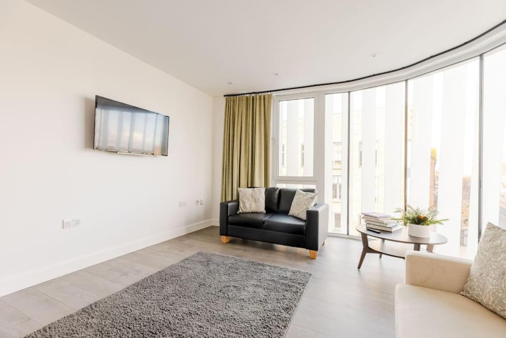 Vertigo Boutique Sleeps 4 London 킹스턴어폰템스 외부 사진