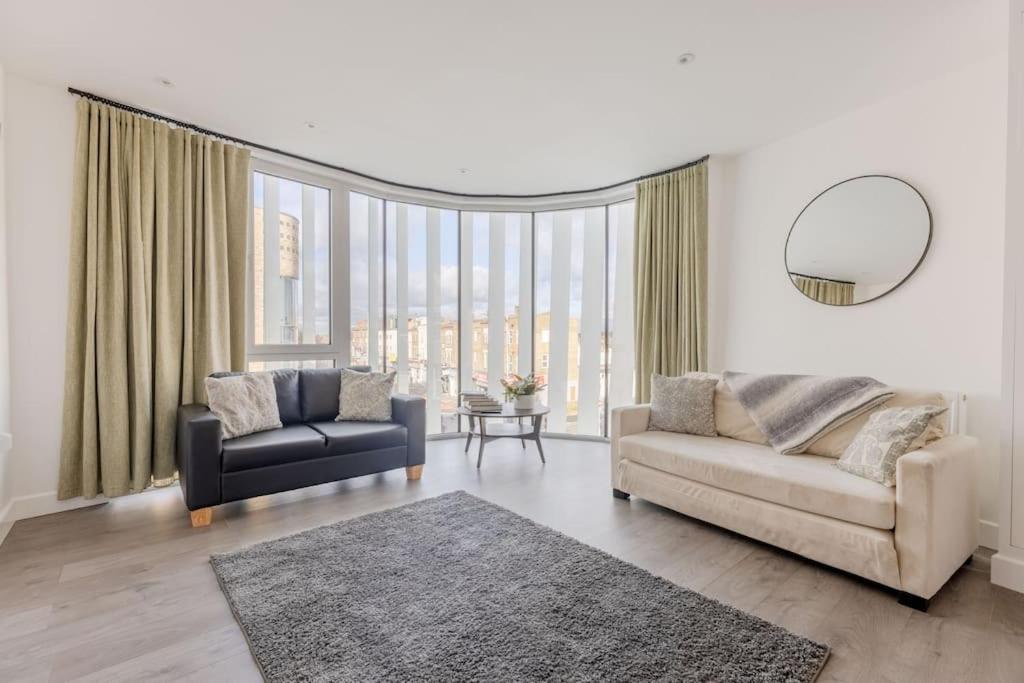 Vertigo Boutique Sleeps 4 London 킹스턴어폰템스 외부 사진